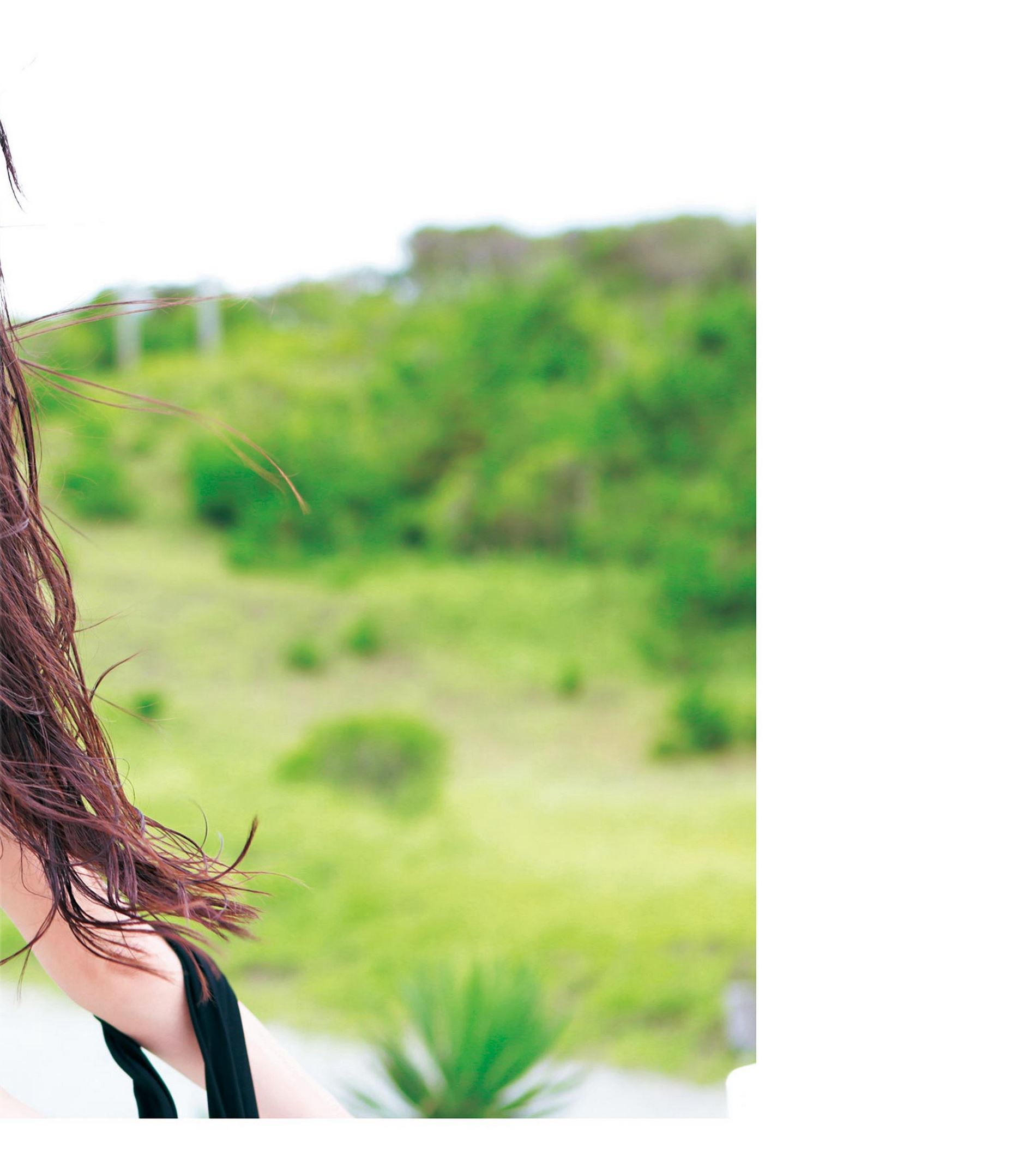 橋本マナミ写真集 『MANAMI BY KISHIN』(2014.12.08)